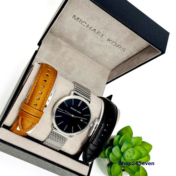 NWT MICHAEL KORS Blake Watch Giftset MK8736 - Picture 3 of 9